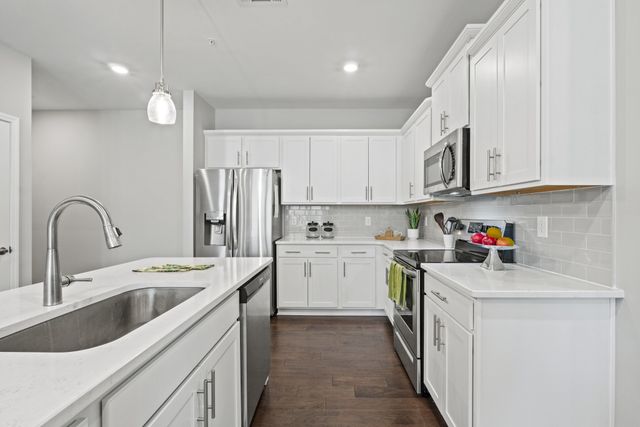 1801 Shadow Green Dr Unit 104, Franklin, TN 37064
