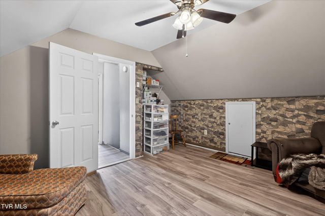 135 Hiddenwood Drive, Mountain City, TN 37683