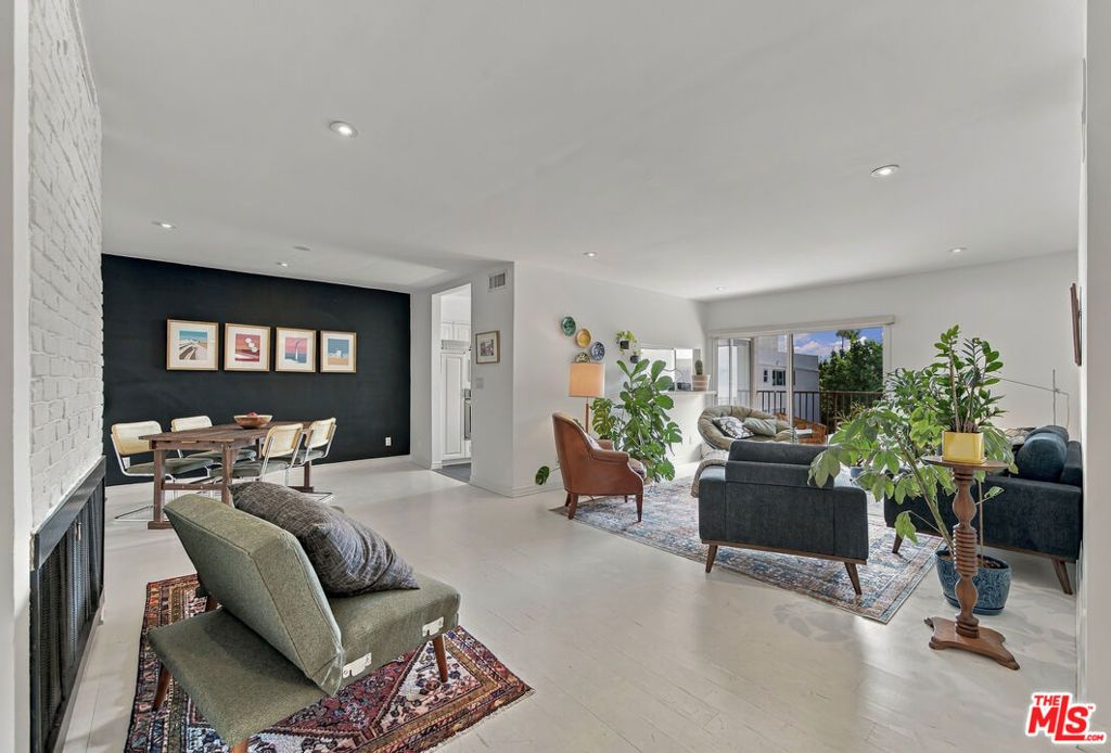 949 N Kings Road 309, West Hollywood, CA 90069 — exterior