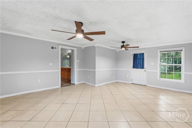 401 Barnhill Drive, Savannah, GA 31406