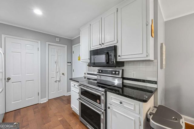 684 Honeysuckle Road, Gainesville, GA 30501