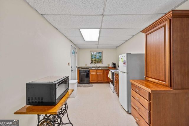 684 Honeysuckle Road, Gainesville, GA 30501