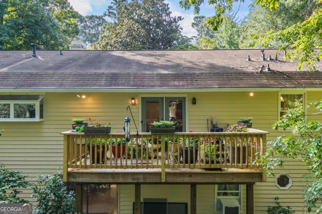 684 Honeysuckle Road, Gainesville, GA 30501