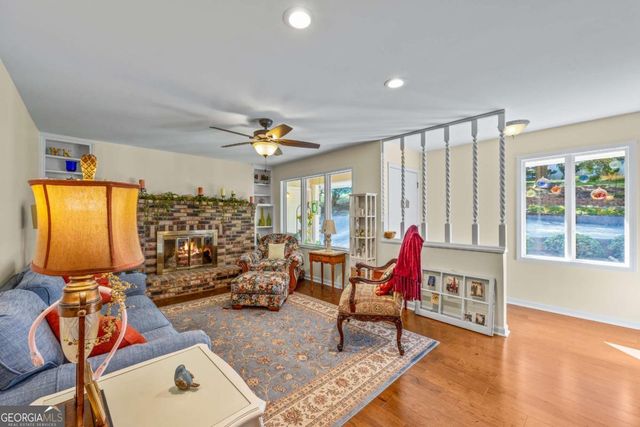 684 Honeysuckle Road, Gainesville, GA 30501