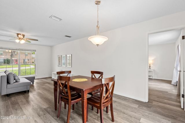 11416 RIVER KNOLL Drive, Jacksonville, FL 32225