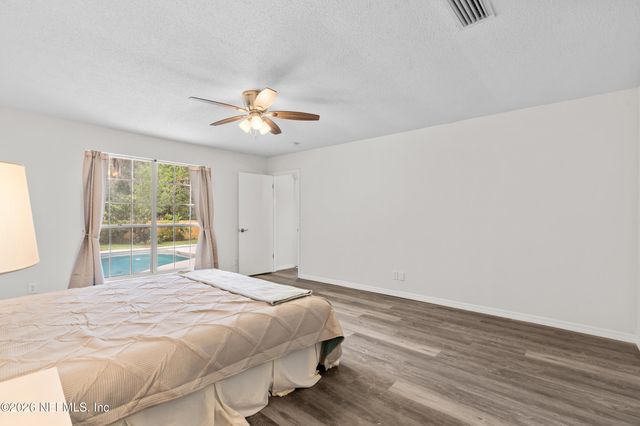 11416 RIVER KNOLL Drive, Jacksonville, FL 32225