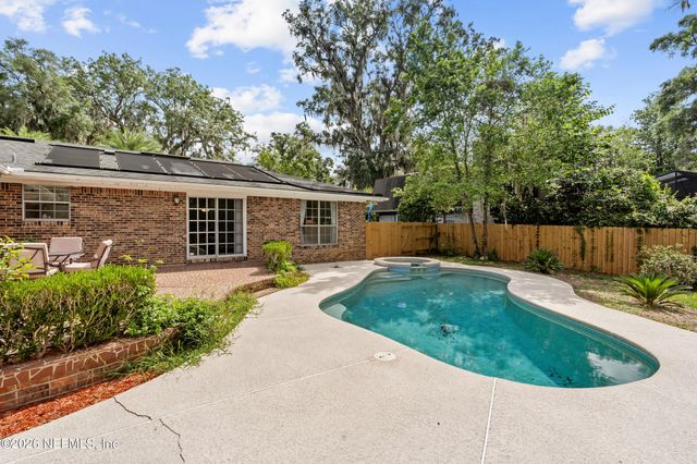11416 RIVER KNOLL Drive, Jacksonville, FL 32225