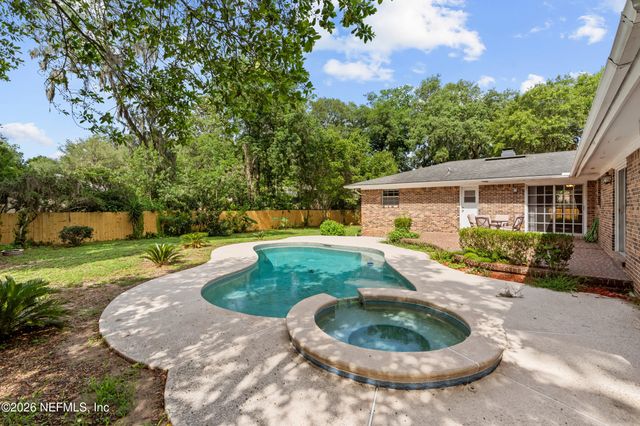 11416 RIVER KNOLL Drive, Jacksonville, FL 32225