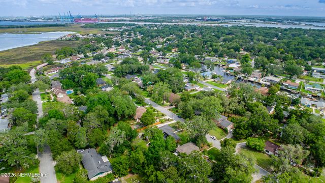 11416 RIVER KNOLL Drive, Jacksonville, FL 32225