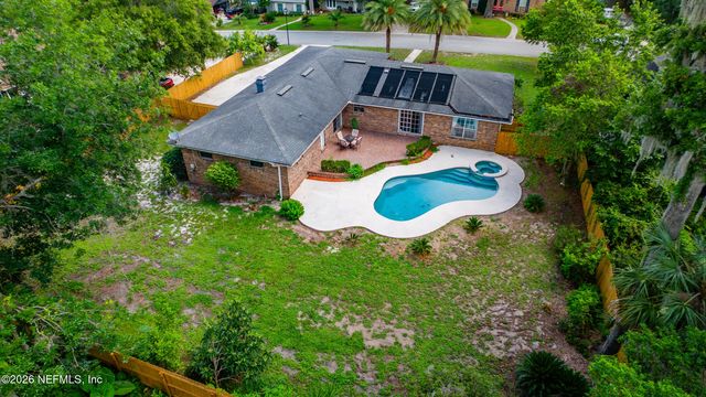 11416 RIVER KNOLL Drive, Jacksonville, FL 32225