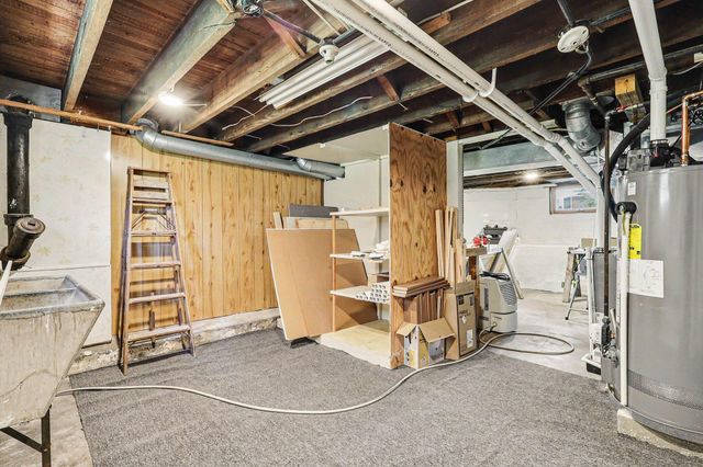 40 W 18th Street, Holland City, MI 49423