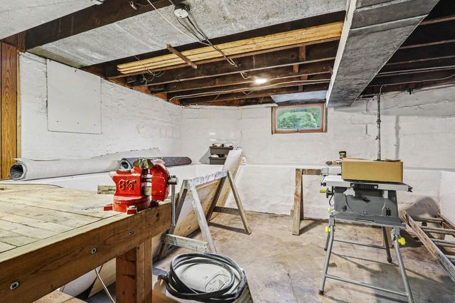 40 W 18th Street, Holland City, MI 49423