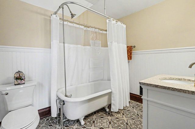 40 W 18th Street, Holland City, MI 49423