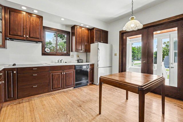 40 W 18th Street, Holland City, MI 49423