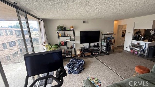 6979 Palm 331J, Riverside, CA 92506