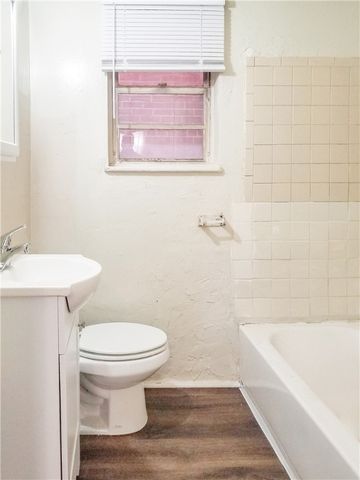 625 Dickson Street 2, Fayetteville, AR 72701