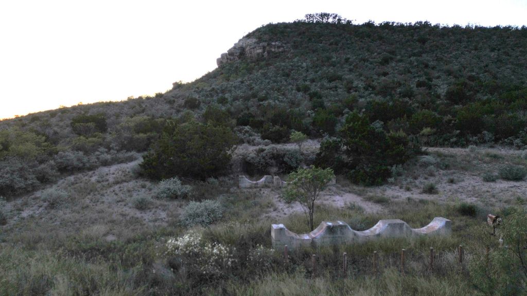 Image 16 of property listing at 925 N U.s. 83, Junction, TX 76849