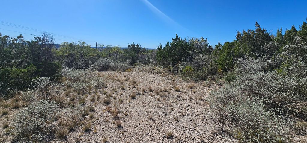Image 25 of property listing at 925 N U.s. 83, Junction, TX 76849