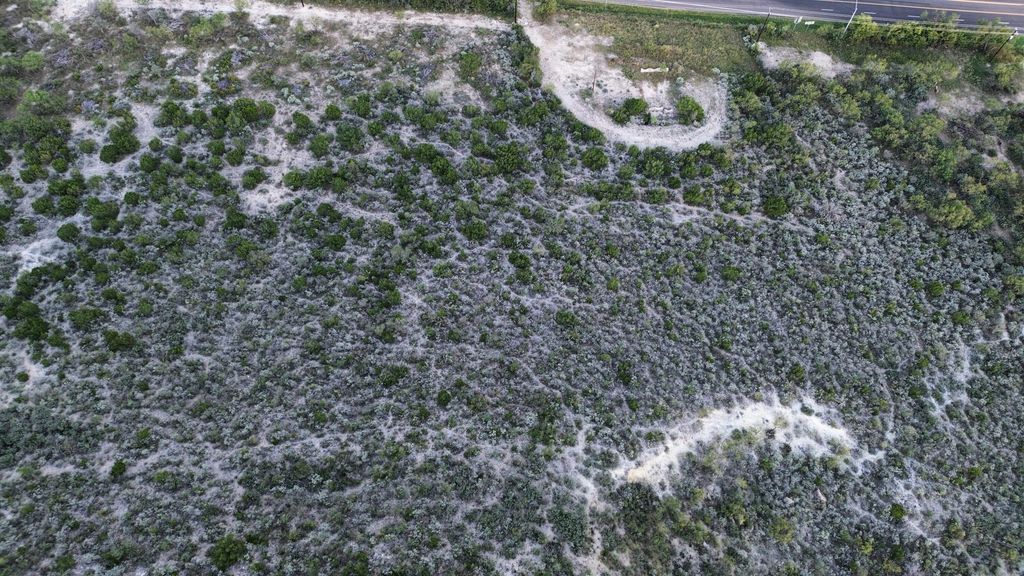 Image 3 of property listing at 925 N U.s. 83, Junction, TX 76849