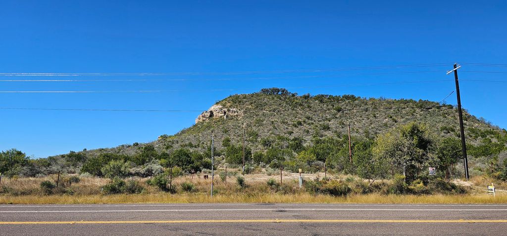 Image 30 of property listing at 925 N U.s. 83, Junction, TX 76849