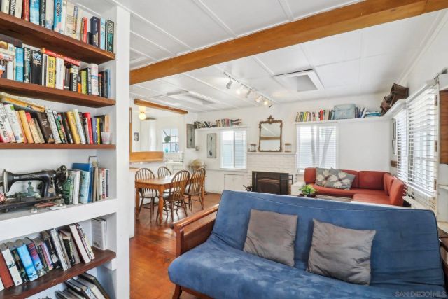 719 Jersey Ct, San Diego, CA 92109