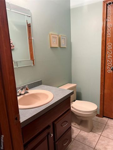14667 Brookline Street, Riverview, MI 48193