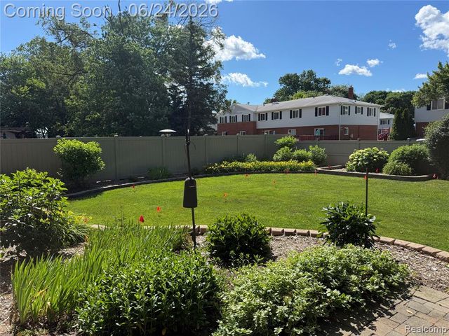 14667 Brookline Street, Riverview, MI 48193