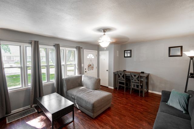 7401 SW 12th Street, Des Moines, IA 50315