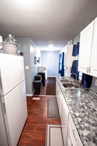 7401 SW 12th Street, Des Moines, IA 50315