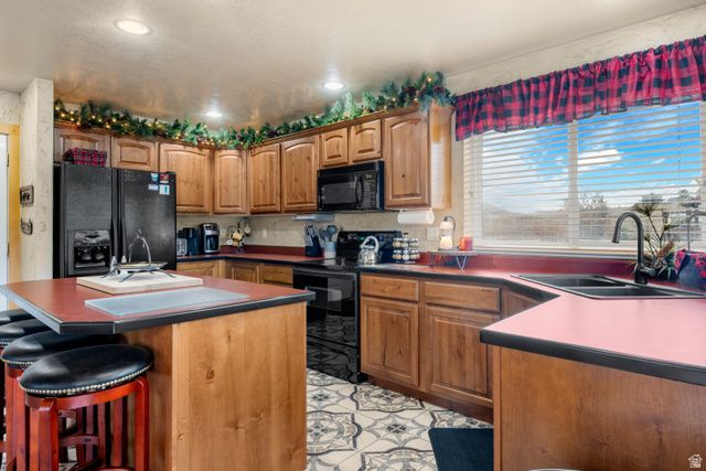 2565 S COUNTRY CLUB DR, Garden City, UT 84028