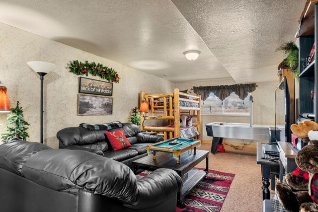 2565 S COUNTRY CLUB DR, Garden City, UT 84028