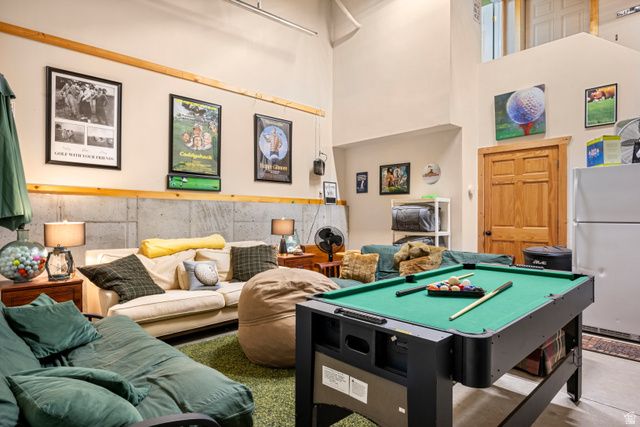 2565 S COUNTRY CLUB DR, Garden City, UT 84028