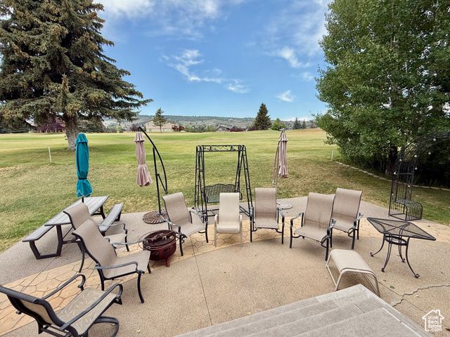 2565 S COUNTRY CLUB DR, Garden City, UT 84028