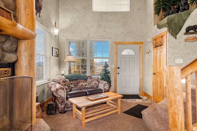 2565 S COUNTRY CLUB DR, Garden City, UT 84028