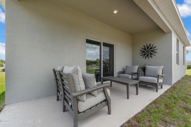 3380 Viridian Circle, Melbourne, FL 32904