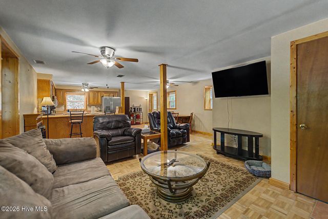324 Bill Crisp Road, Robbinsville, NC 28771