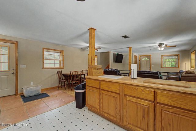 324 Bill Crisp Road, Robbinsville, NC 28771