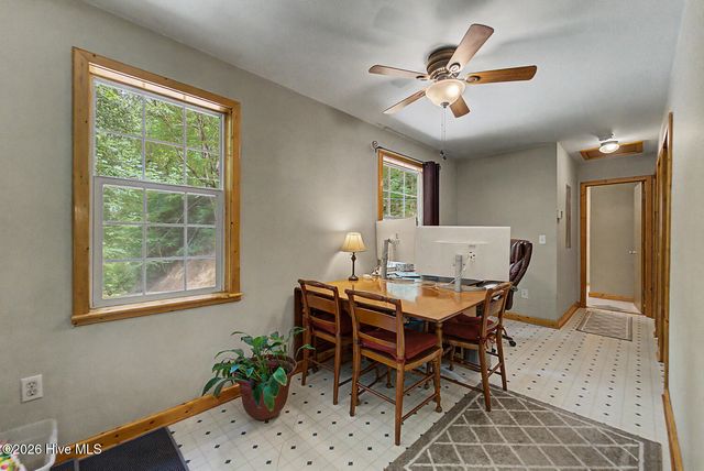 324 Bill Crisp Road, Robbinsville, NC 28771
