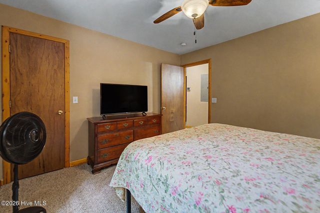 324 Bill Crisp Road, Robbinsville, NC 28771