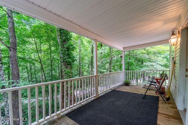 324 Bill Crisp Road, Robbinsville, NC 28771
