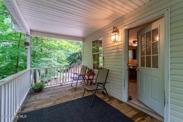 324 Bill Crisp Road, Robbinsville, NC 28771