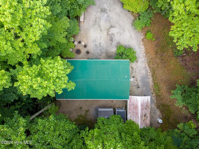 324 Bill Crisp Road, Robbinsville, NC 28771