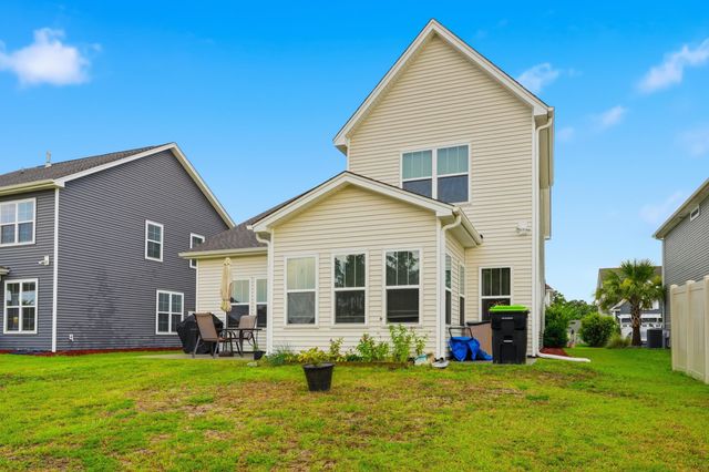 5555 Redleaf Rose Dr., Myrtle Beach, SC 29579