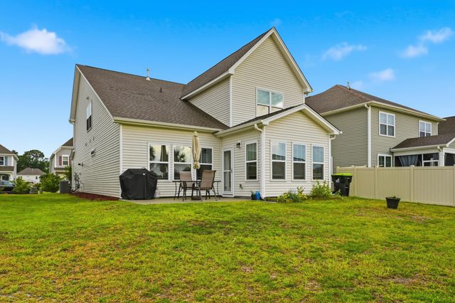5555 Redleaf Rose Dr., Myrtle Beach, SC 29579