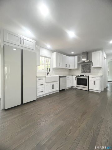 21 Field Rock Road, Monroe, CT 06468