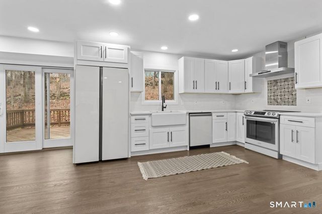 21 Field Rock Road, Monroe, CT 06468