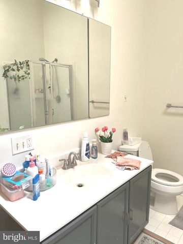 1106 WHITWORTH CT, Herndon, VA 20170