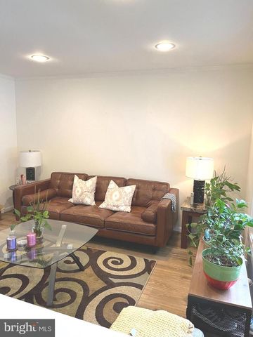 1106 WHITWORTH CT, Herndon, VA 20170