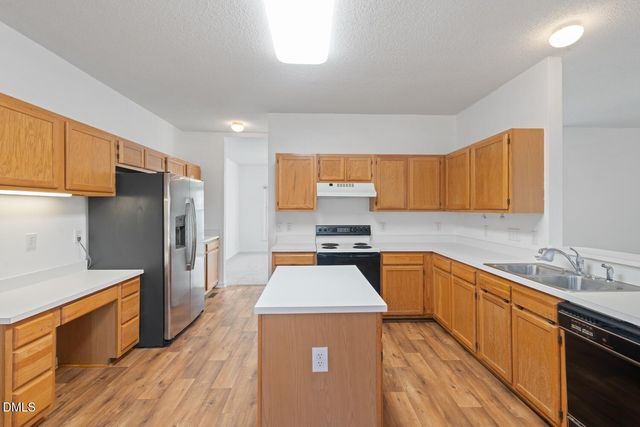 5273 Fairmead Circle, Raleigh, NC 27613