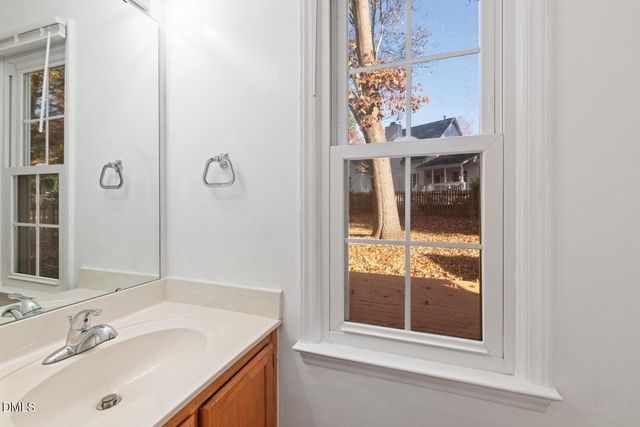 5273 Fairmead Circle, Raleigh, NC 27613